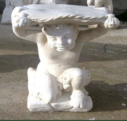 amar-manufatti in cemento-statua Putto Sgabello